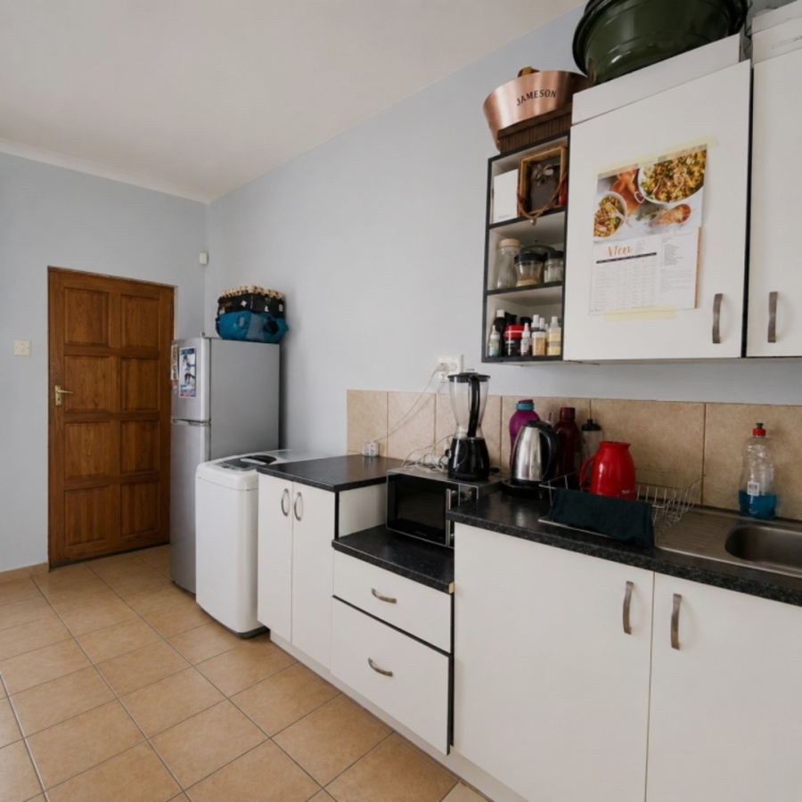 1 Bedroom Property for Sale in Rustenburg Central North West